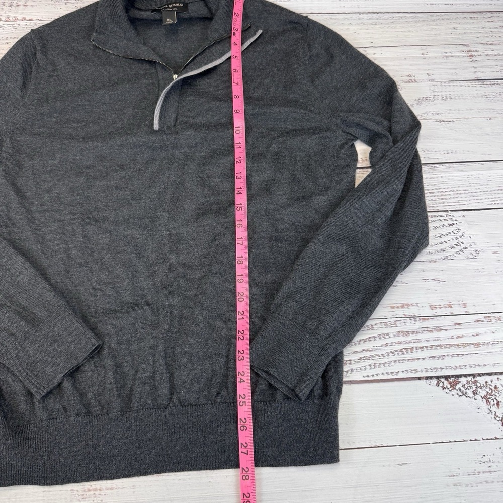 Banana Republic Mens Zip Sweater Size XL Gray 100% Merino Wool Business Casual - Picture 3 of 8